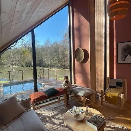 Casa Slow Avec Sa Piscine Chauffee Au Bord Du