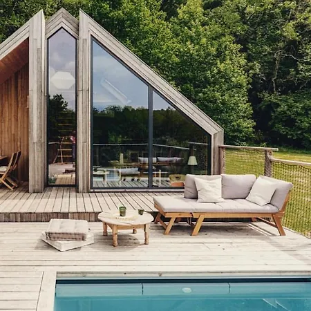 Casa Slow Avec Sa Piscine Chauffee Au Bord Du
