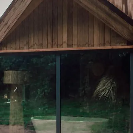 Casa Slow Avec Sa Piscine Chauffee Au Bord Du Les Croix Chemins