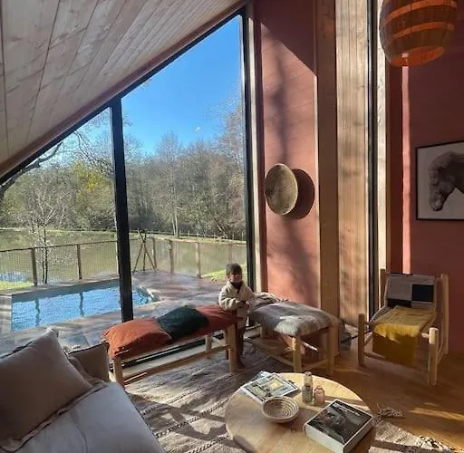 Casa Slow Avec Sa Piscine Chauffee Au Bord Du