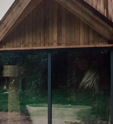Casa Slow Avec Sa Piscine Chauffee Au Bord Du Les Croix Chemins